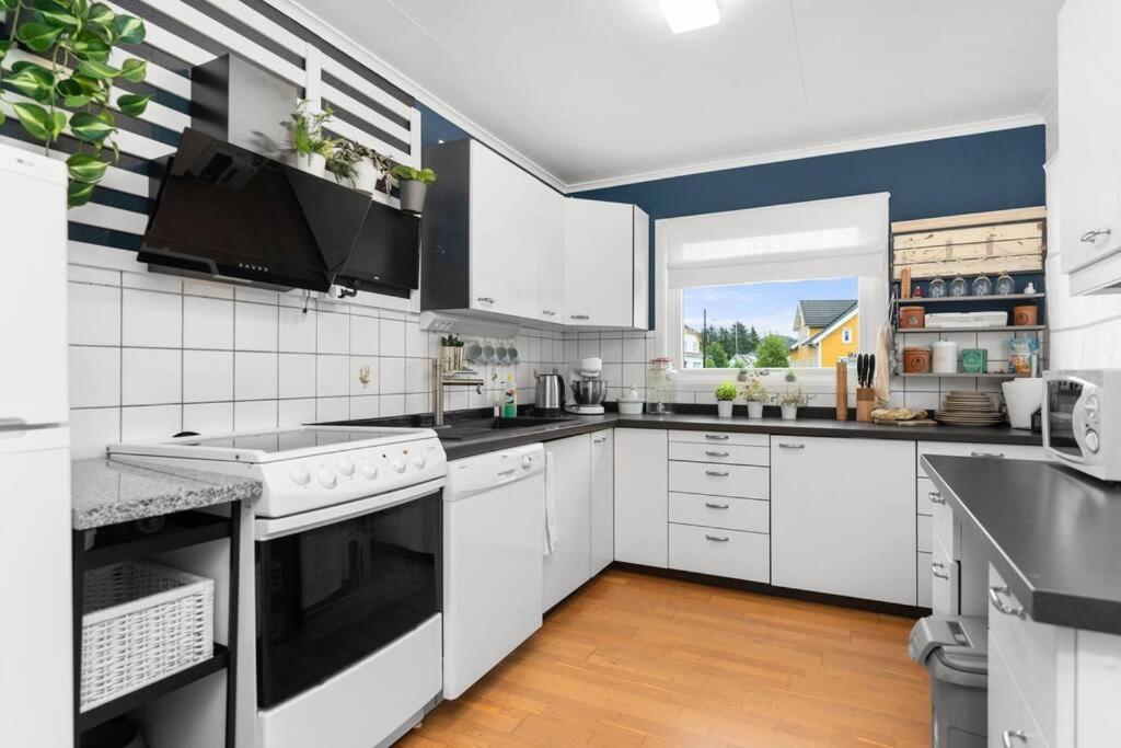 Family-Friendly Home Near Canal Spangereid المظهر الخارجي الصورة